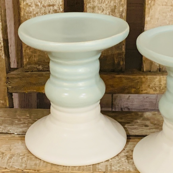 Set of 2 Aqua Blue & White Pedestal Risers Candle Holders - Picture 2 of 5